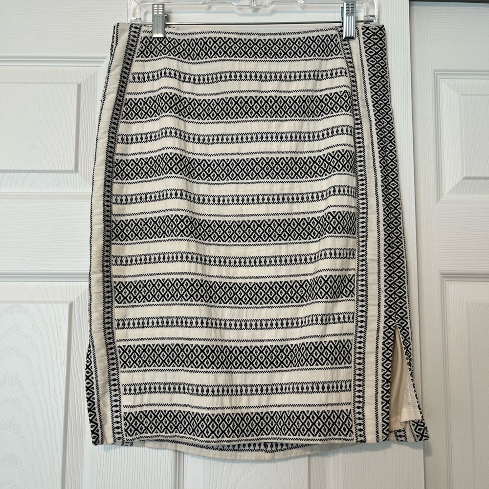 The Loft Black & Cream Patterned Pencil Skirt - Women's